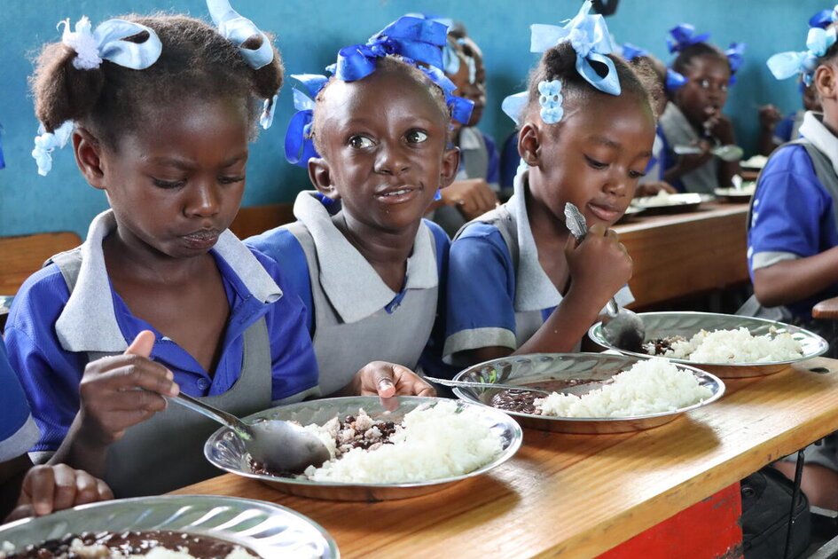Nearly 80 Million More Children Benefit from School Meals, Says WFP Report