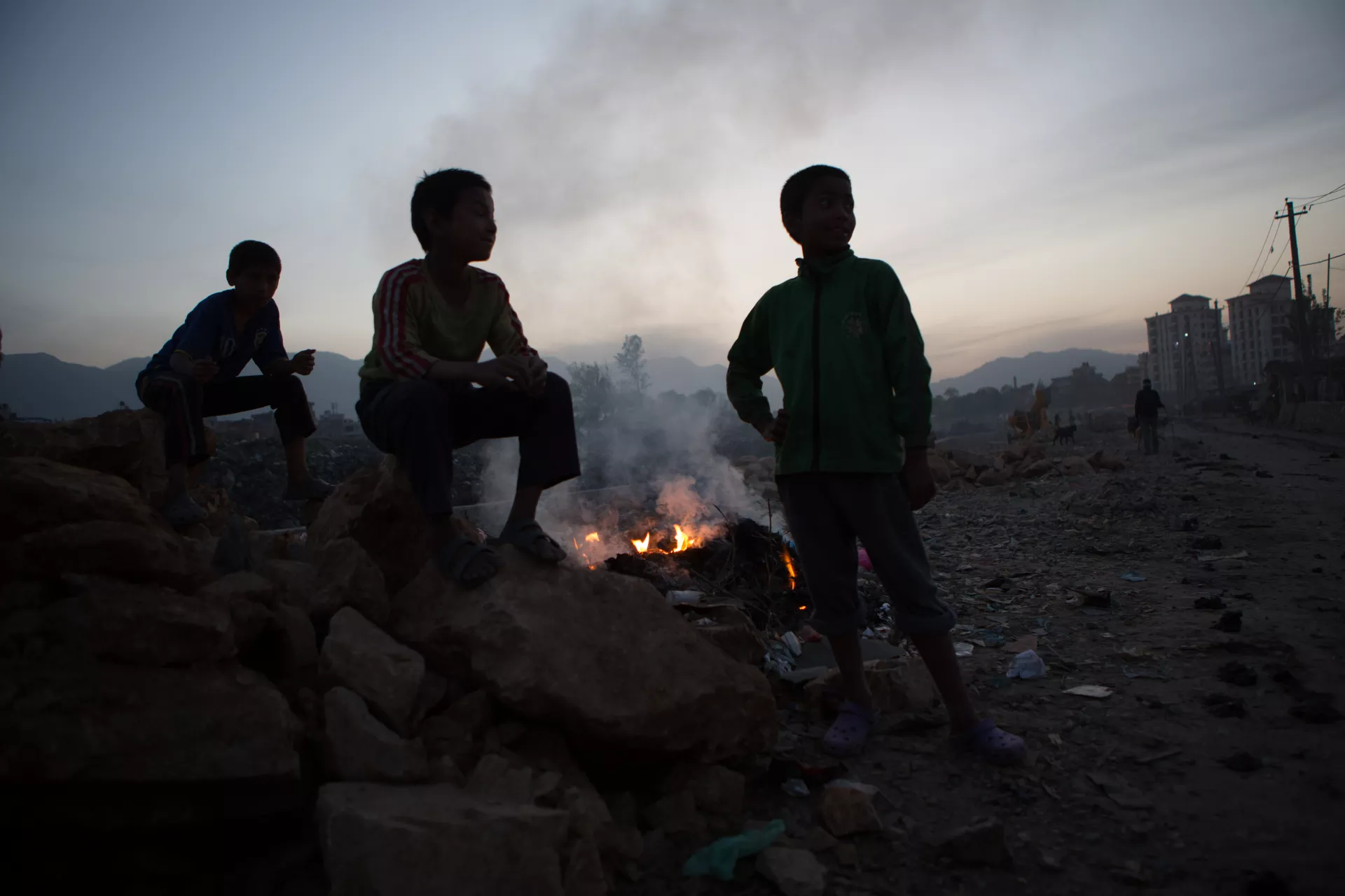 GUINEA: Children Struggle to Breathe as Toxic Smoke from Conakry Landfill Poses Serious Health Risks